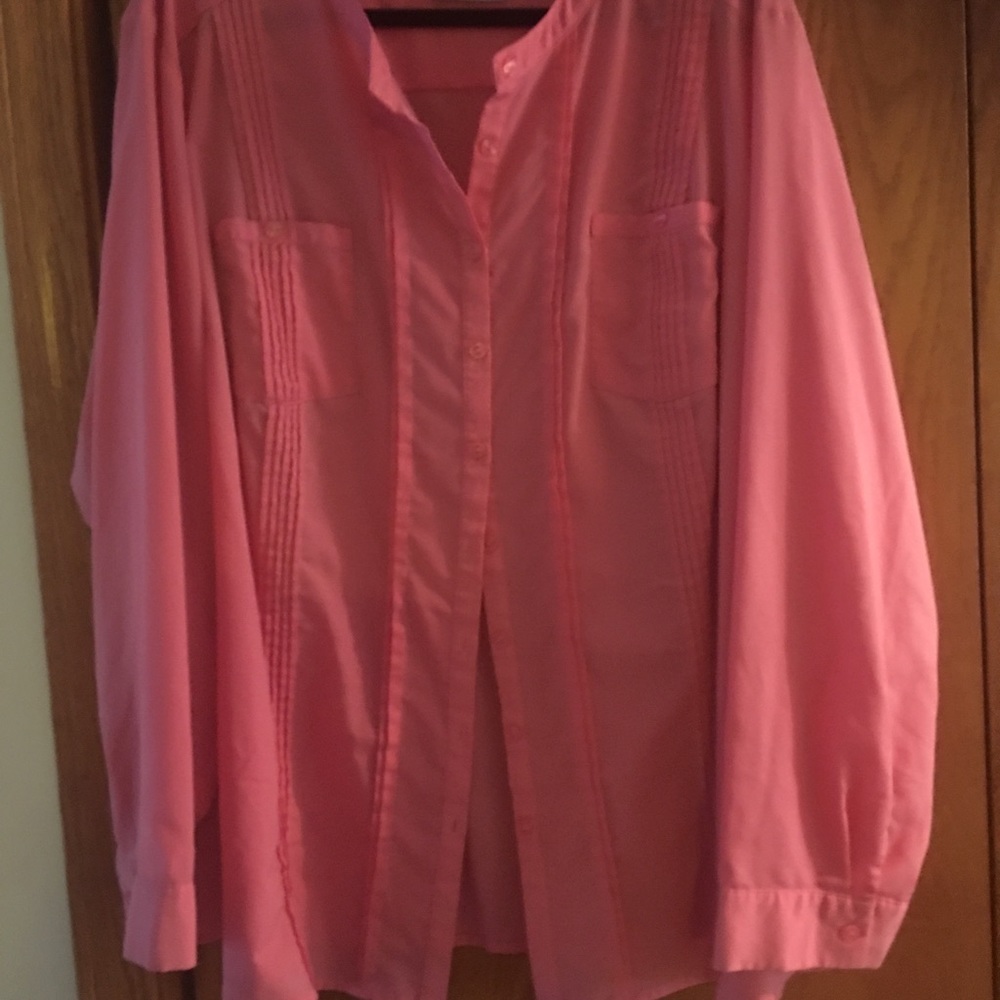 Kathy Che Sz 26/28 pink blouse